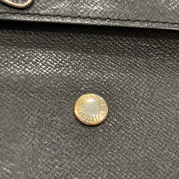 Louis Vuitton LV 4 Key Holder Black Epi Leather Authentic COA - Picture 7 of 7